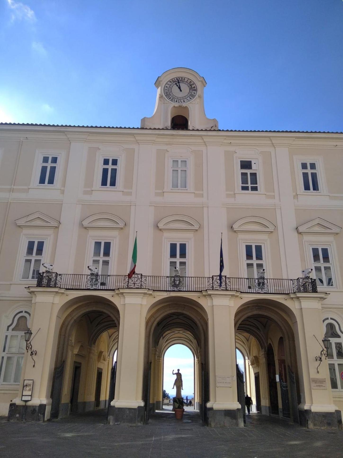 La Maison Della Torre Portici Exterior foto
